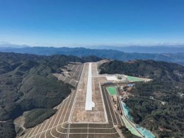 云南鳳慶通用機場建設工程項目土石方、地基處理及排水工程施工